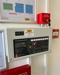 Context Plus IP30 Conventional Fire Alarm Panel – 2, 4 & 8 Zone Emergency Safety System - Image 3